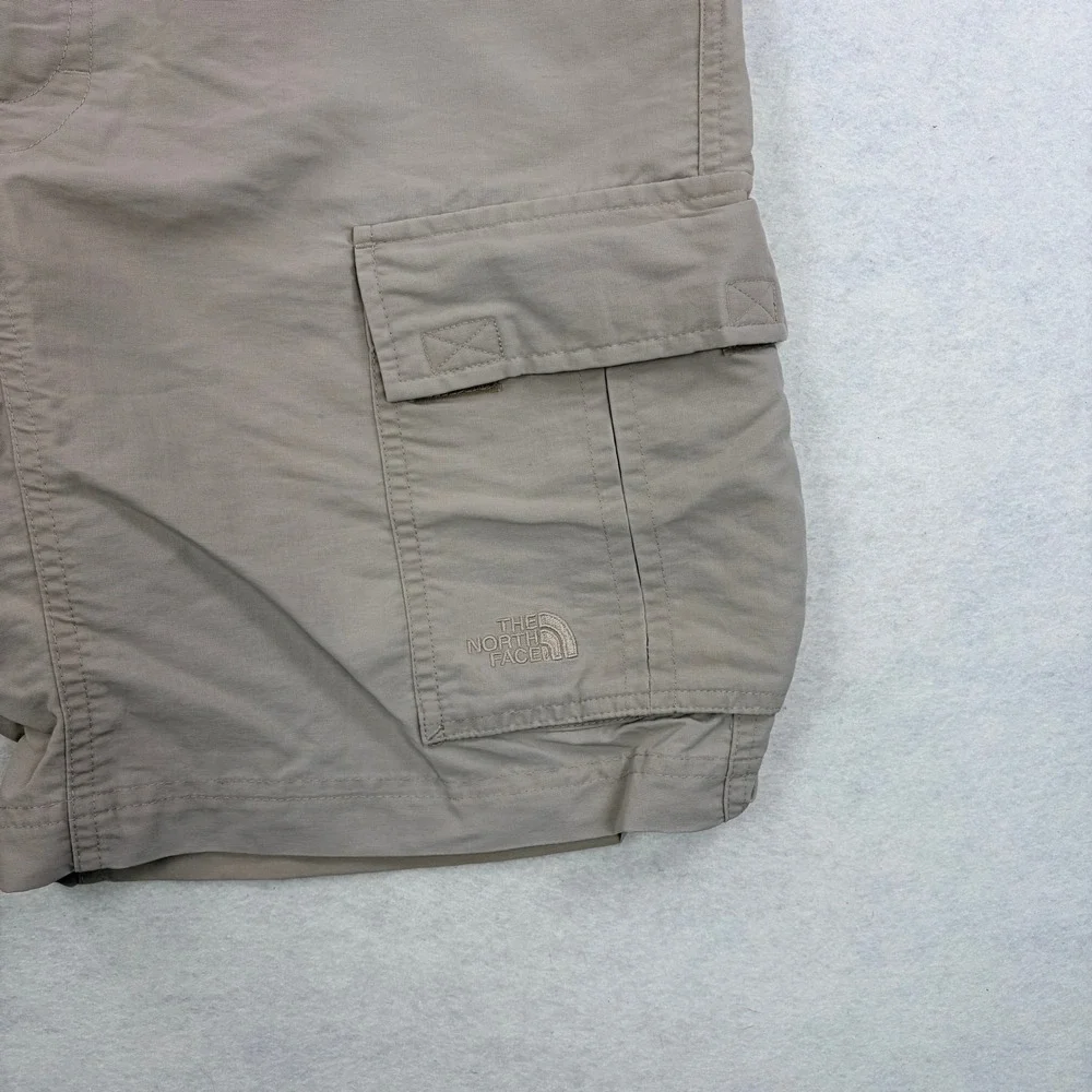 The North Face Mens Tan Khaki Nylon Cargo Hiking Shorts Integrated Belt Size M
